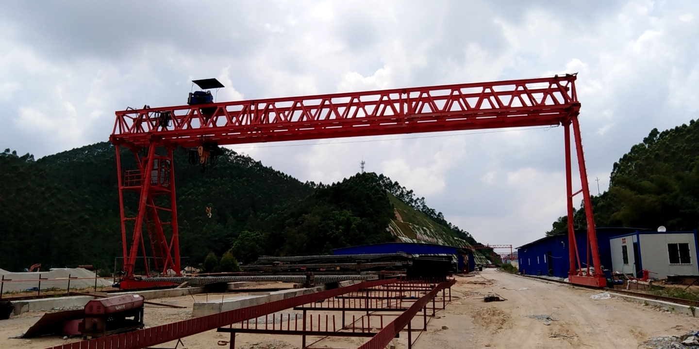 廣東茂名（粵桂界）高速TJ14標(biāo)，MG80/10t-24m-9m-2臺(tái)，MH10t-24m-9m-2臺(tái)，MG40t-24m-9m-1臺(tái)，