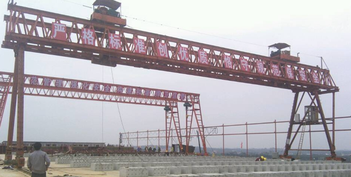 低價(jià)轉(zhuǎn)讓的二手龍門(mén)吊值得購(gòu)買(mǎi)嗎？有什么注意事項(xiàng)？