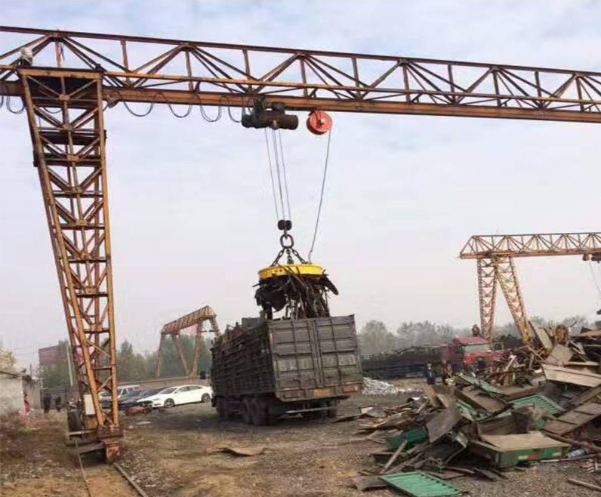 二手雙梁電磁盤(pán)龍門(mén)吊不易退磁怎么辦？