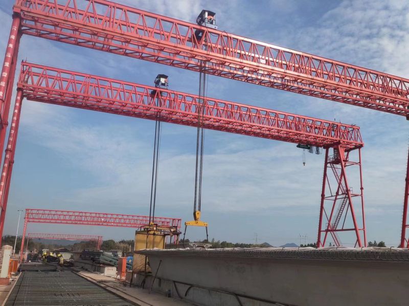 湖南株洲醴婁高速M(fèi)G100/10T-43M-14M龍門吊MH10T-40M-9M電動葫蘆龍門吊