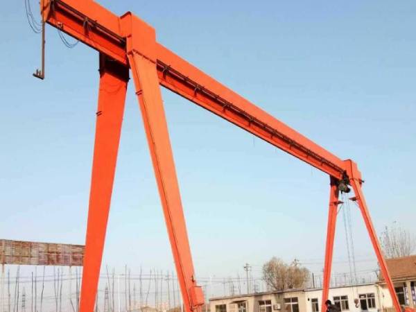 龍門吊門式起重機操作中如何確保環(huán)境保護？